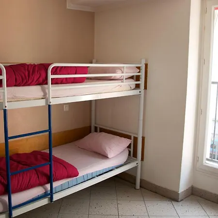 Ostello Internationale Des Jeunes Parigi