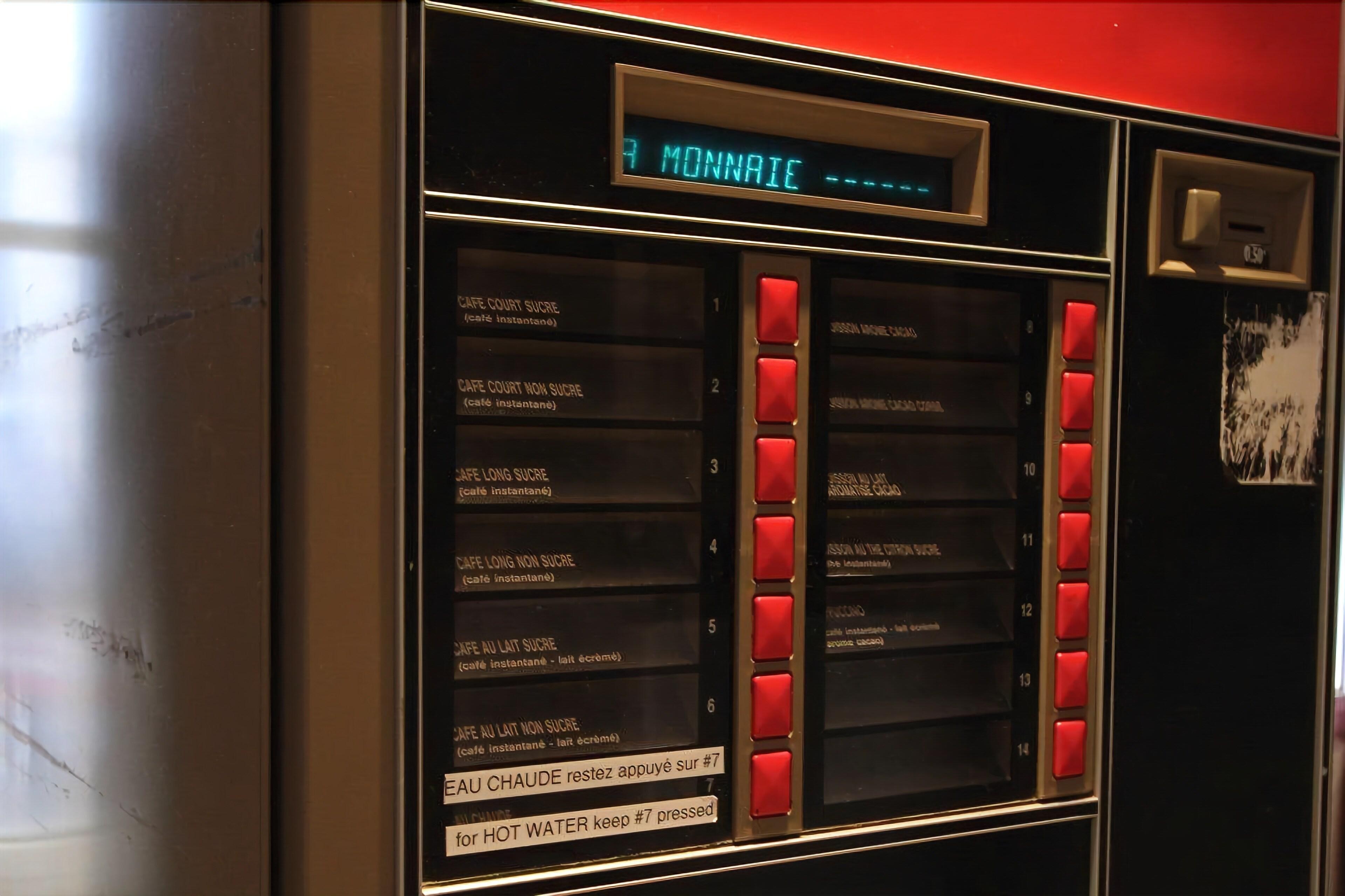 Internationale Des Jeunes * Paris